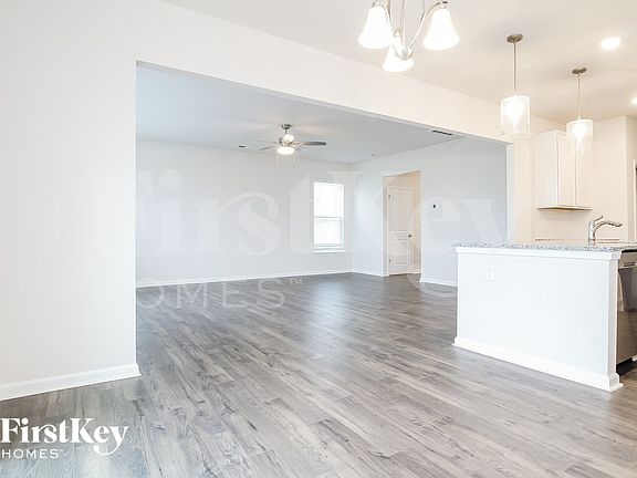 4th image of 600 Goldburn Way
