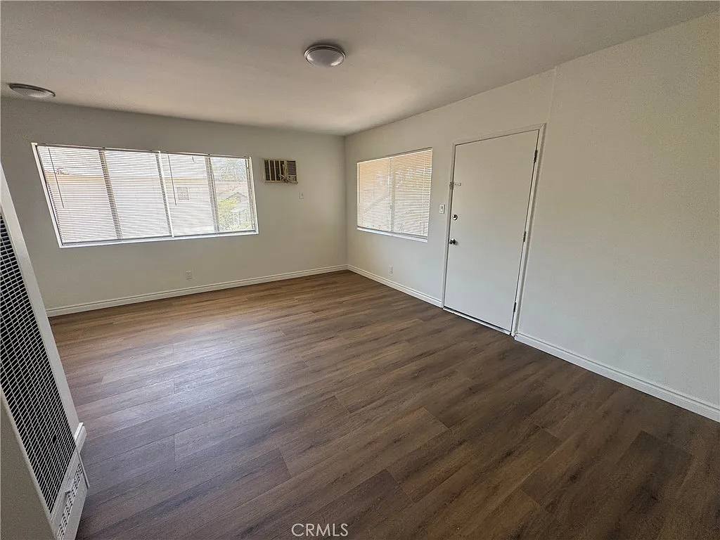 1 bed, 600 sqft, $1,750 — Photo 3