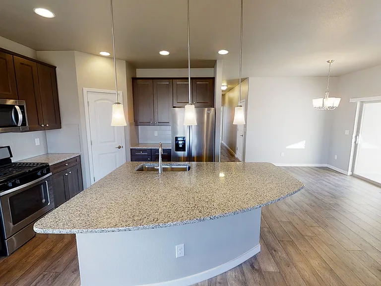 2041 Medici Ln — Photo 12