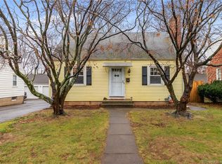 16 McKee St, Manchester, CT 06040