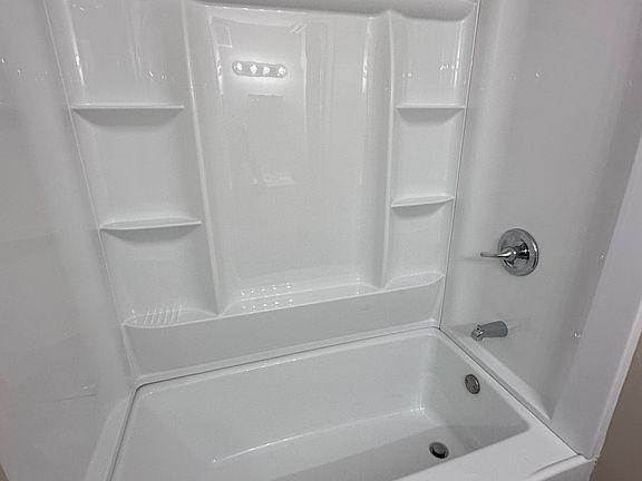 5th image of 93 Broad St #1W