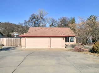 2458 Huckleberry Ln, Valley Springs, CA