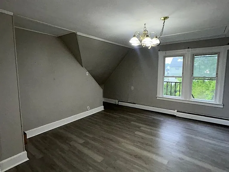 112 Jubilee St — Photo 7
