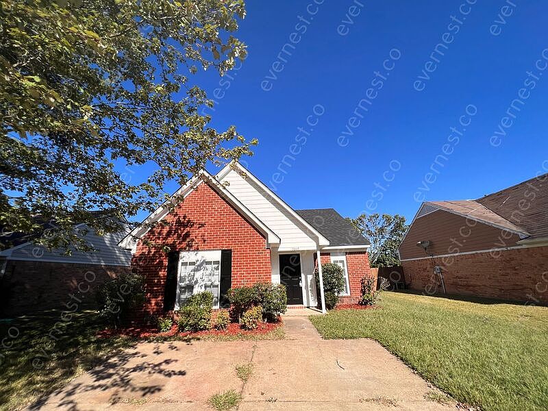 1st image of 5669 Kaitlyn Dr N