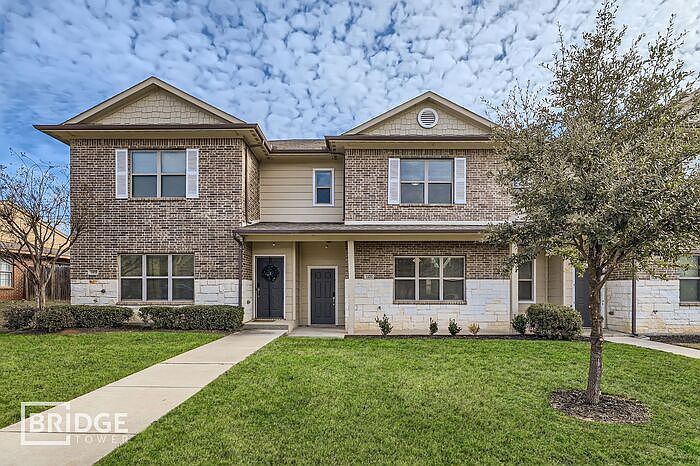 1st image of 1429 Lakecrest Dr