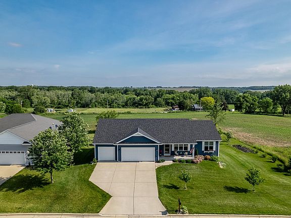 2nd image of 505 Gavin Dr