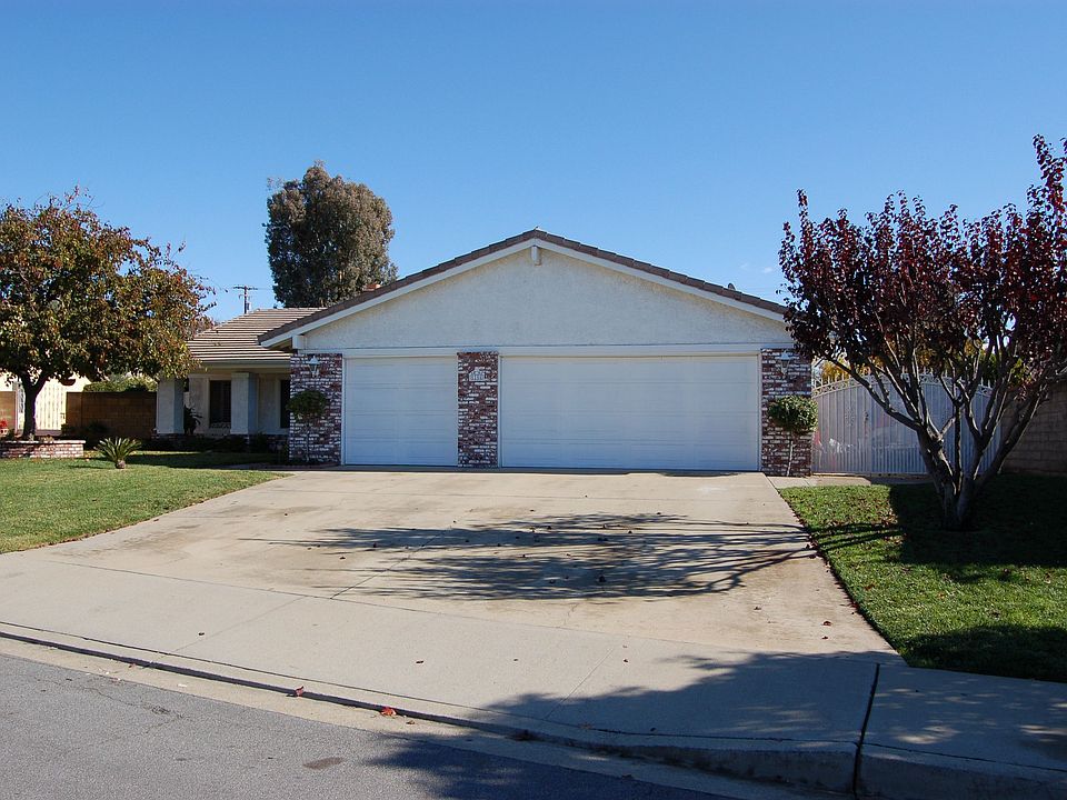 1st image of 4146 Atlantic Cir