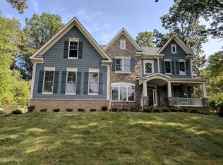 2429 Carey Ln, Vienna, VA 22181