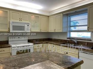 2832 Fillmore St, Hollywood, FL 33020