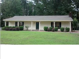 6407 Clearbrook Dr, Northport, AL 35473