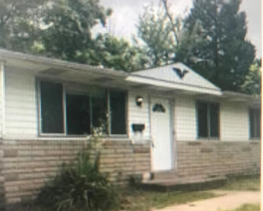 1st image of 10080 Lilac Ave