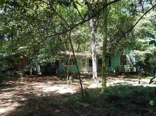 9976 Pine Point Dr, Montgomery, TX 77316