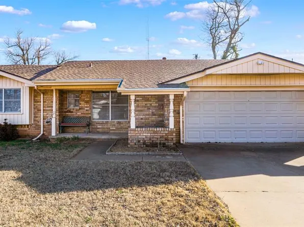 211 Sunny Ln, Chickasha, OK 73018