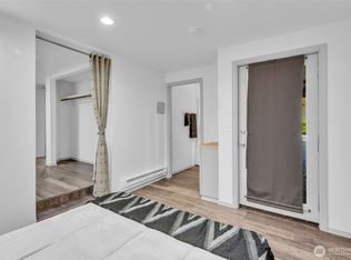 9480 Olson Pl SW #B, Seattle, WA 98106