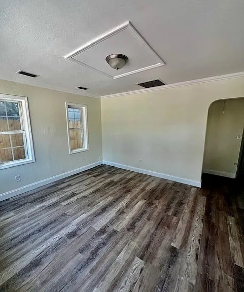 144 N Keech St — Photo 4