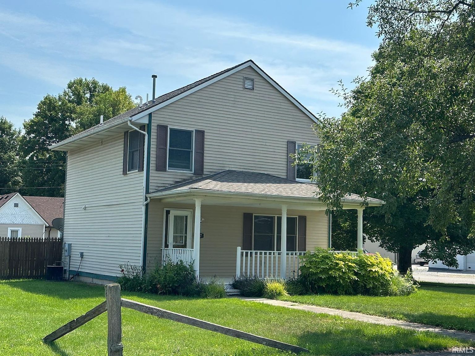 107 E Railroad St, Remington, IN 47977 | Zillow