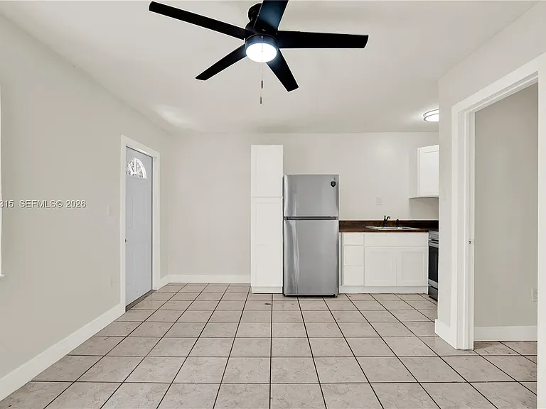 105 NW 7th Ave #A — Photo 15