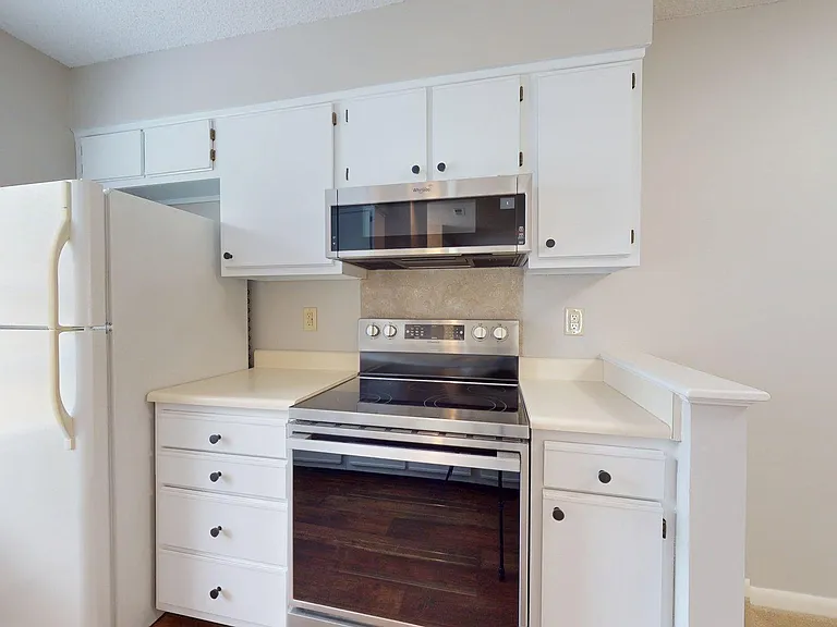 1203 Wilshire Cir — Photo 12