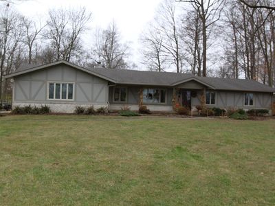 5885 W Woodcrest Dr, New Palestine, IN, 46163