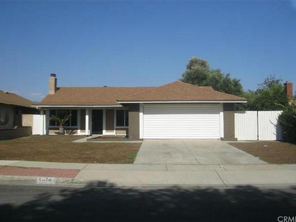 1st image of 1674 N Hacienda Dr
