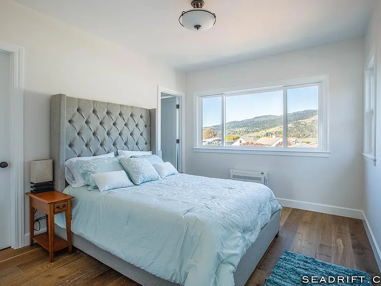 254 Seadrift Rd — Photo 27