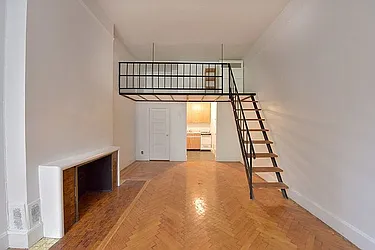 Rented by Cooper & Cooper Real Estate