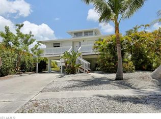 374 Henderson Ct, Marco Island, FL 34145