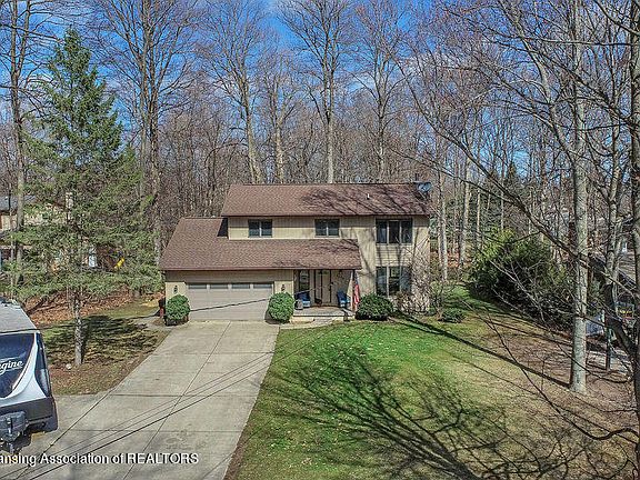 4th image of 4220 Driftwood Dr
