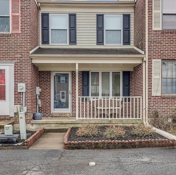 1st image of 327 Barley Dr