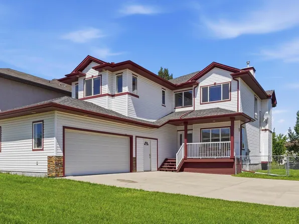 98 Lakeland Dr, Beaumont, AB T4X 0B4
