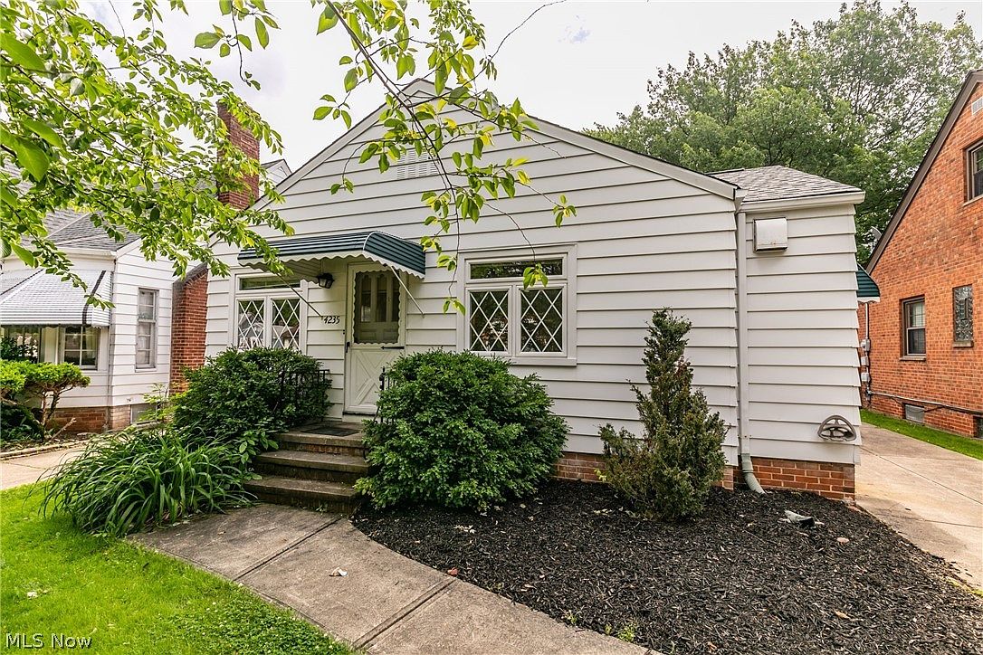 4235 W 212th St, Fairview Park, OH 44126 Zillow