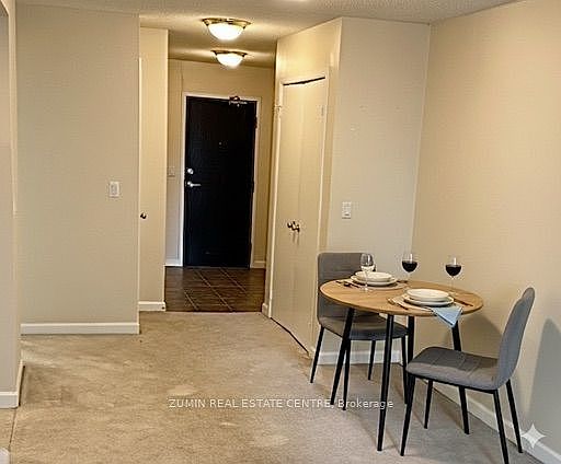 5th image of 8 Park Rd #2116