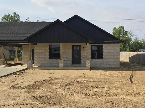 809 Forrest Ave E, Wynne, AR 72396