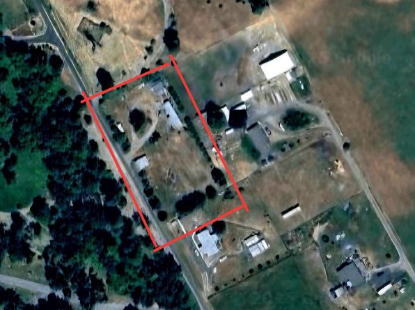 285 Towhee Ln