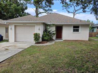 2833 Stoneland Ln, Sarasota, FL 34231
