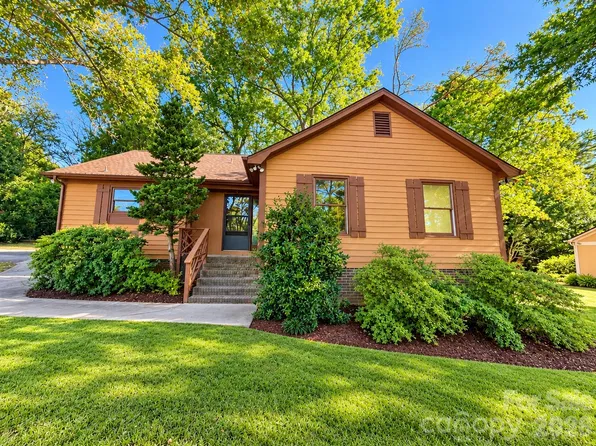 9501 Wood Beam Ct, Mint Hill, NC 28227