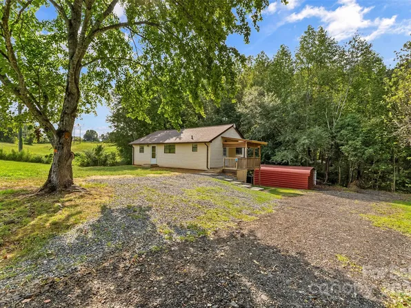 528 15th Ave SE, Hickory, NC 28602