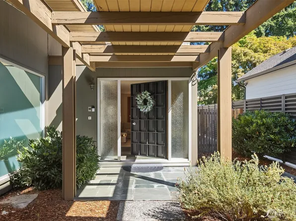 150 131st Avenue NE, Bellevue, WA 98005