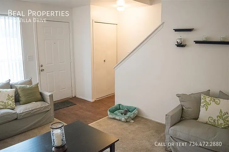 420 Villa Dr — Photo 4