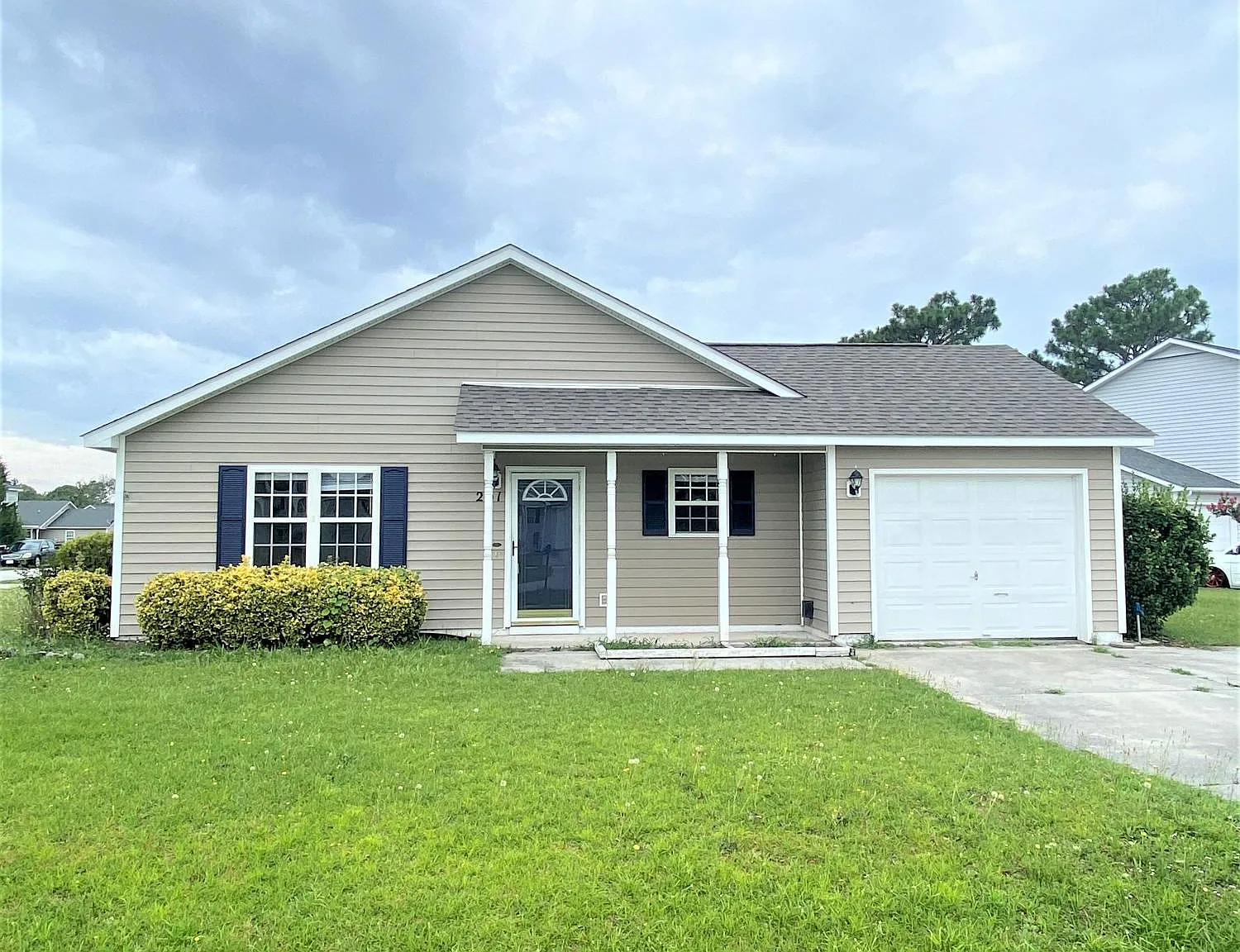 2 bed, 2.0 bath, 1035 sqft, $1,295 — Photo 1