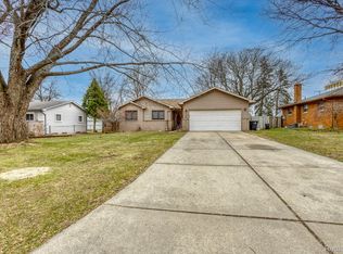 19249 Parkville St, Livonia, MI 48152