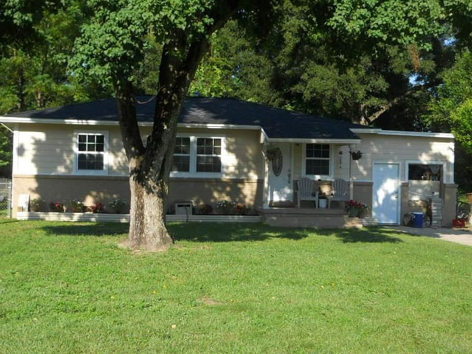 1st image of 565 N 68th Ave