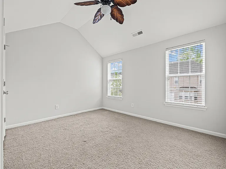2704 Piersland Dr — Photo 25