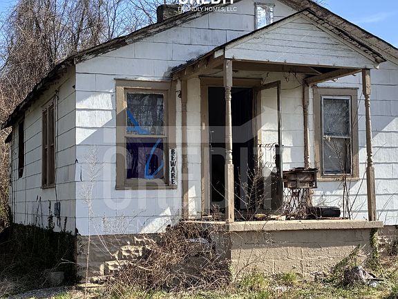 2nd image of 120 N 55th St