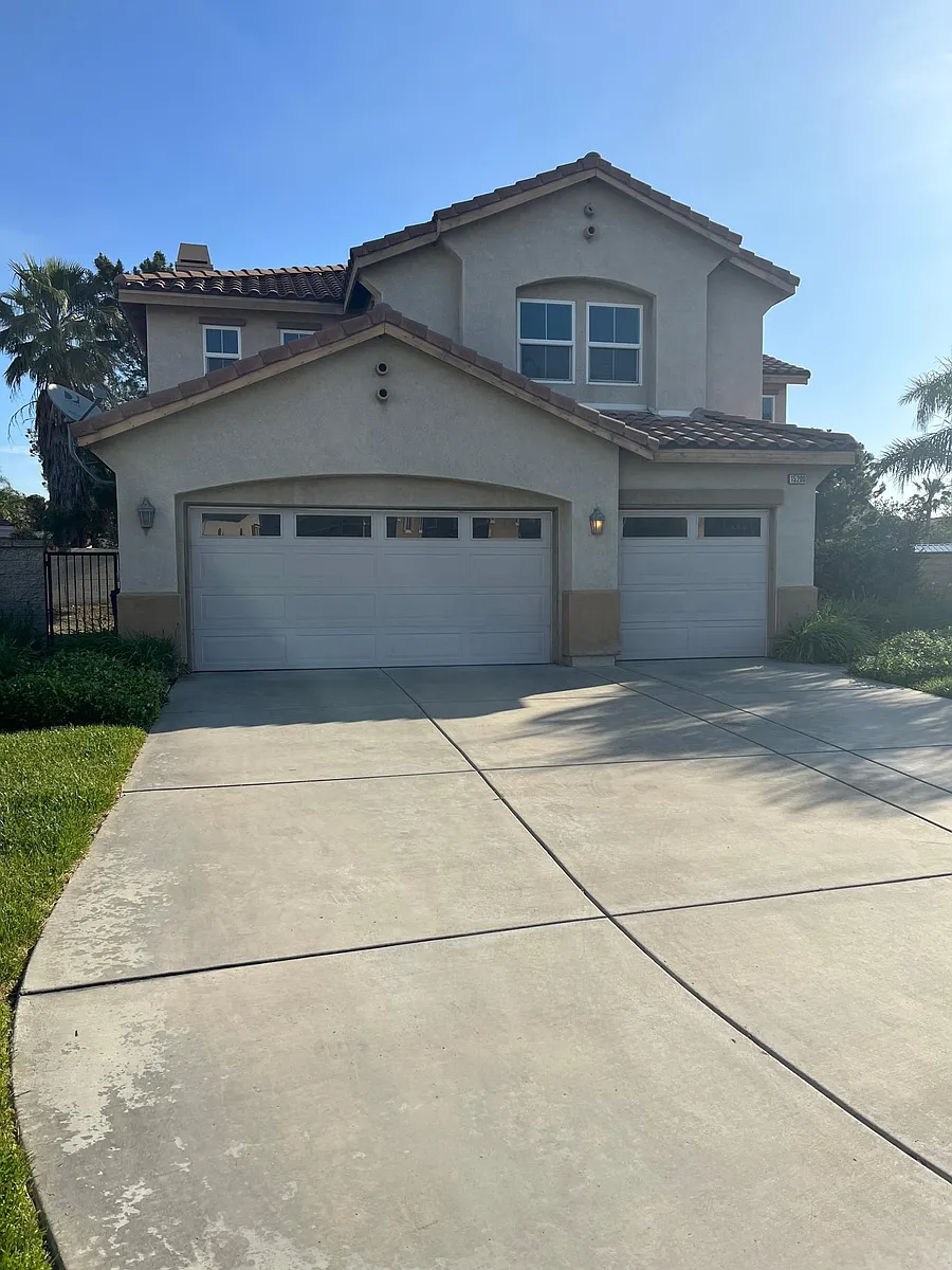 Building Photo - 15280 Blackoak Ln