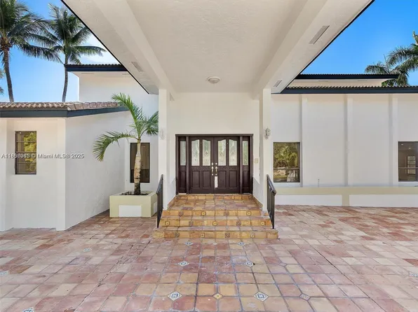 7398 SW 176th St, Palmetto Bay, FL 33157