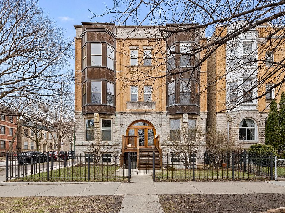 1st image of 4655 N Hermitage Ave APT 1