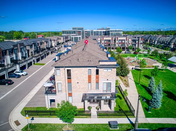 2481 Badger Cres #1, Oakville, ON L6M 5M1