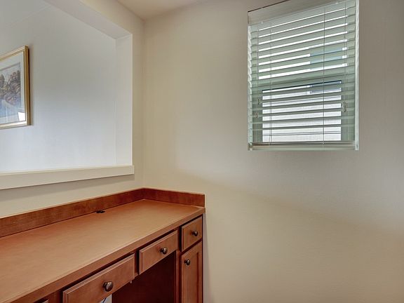 4th image of 2111 57th St SE
