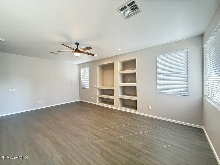 212 S 124th Ave — Photo 13